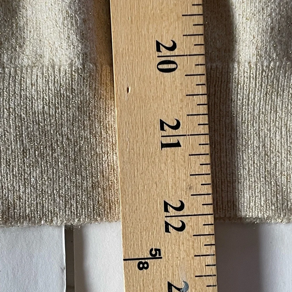 Halogen Crew Neck Sweater Cream Soft Gold Thread NWOT